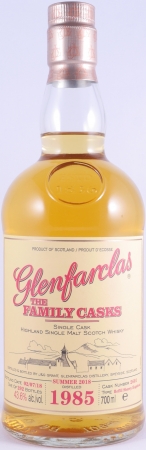 Glenfarclas 1985 33 Years The Family Casks Refill Sherry Hogshead Cask No. 2601 Highland Single Malt Scotch Whisky 43.6%