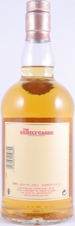 Glenfarclas 1985 33 Years The Family Casks Refill Sherry Hogshead Cask No. 2601 Highland Single Malt Scotch Whisky 43.6%