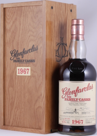 Glenfarclas 1967 39 Years The Family Casks 1st Fill Sherry Hogshead Cask No. 5118 Highland Single Malt Scotch Whisky 58.5%