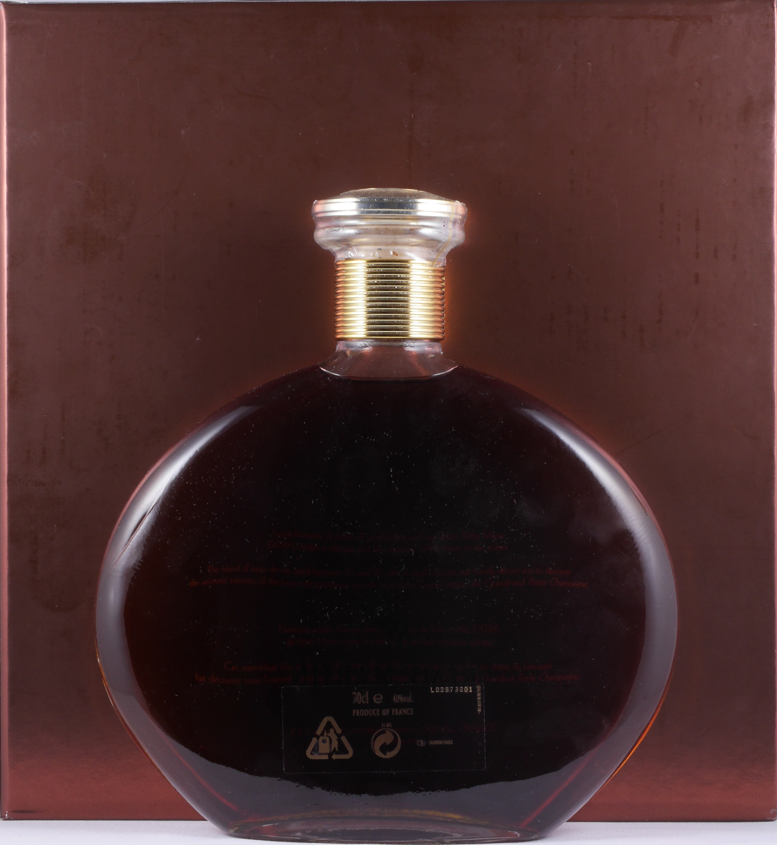 Buy Rémy Martin Extra Fine Champagne Cognac 40.0% ABV at AmCom 