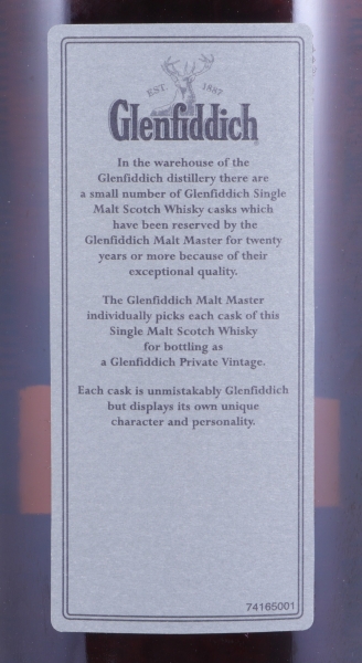 Glenfiddich 1974 31 Years Oak Cask No. 10245 Playboy Selection Speyside Single Malt Scotch Whisky Cask Strength 48.1%