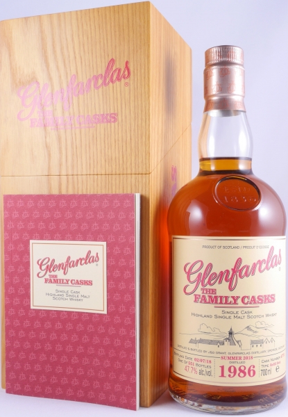 Glenfarclas 1986 32 Years The Family Casks Refill Sherry Butt Cask No. 4775 Highland Single Malt Scotch Whisky 47.7%