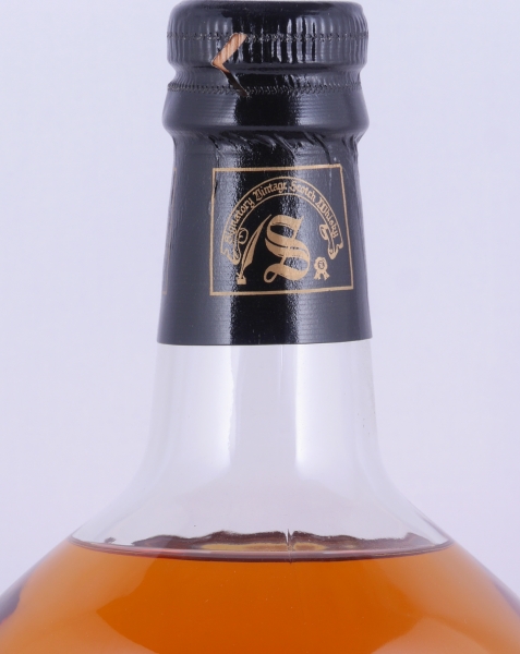 Highland Park 1989 9 Years Sherry Butt Cask No. 12054 Signatory Vintage Dumpy Bottle Orkney Ilsands Single Malt Scotch Whisky 58,6%