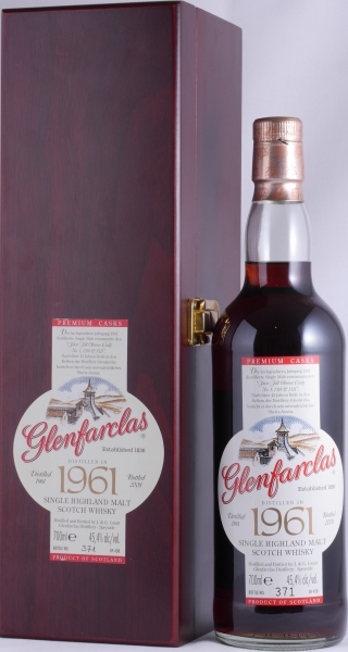 Glenfarclas 1961 46 Years First Fill Oloroso Sherry Cask No. 1, 1319, 1321 Premium Casks Highland Single Malt Scotch Whisky 45,4%